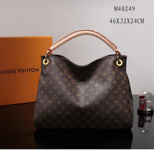 Vuitton Artsy Women's Handbags