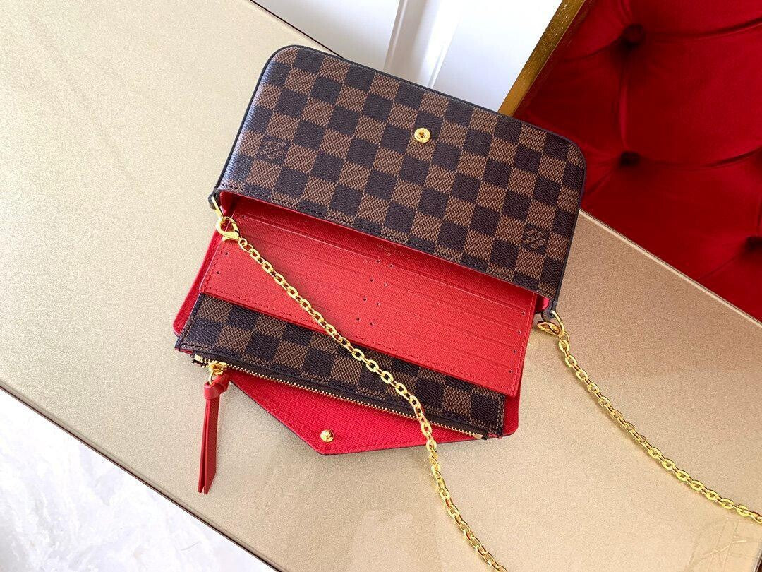 LV POCHETTE FÉLICIE